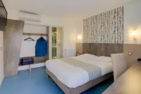 Brit Hotel Dijon Hermes Hotels in Saulon-la-Rue