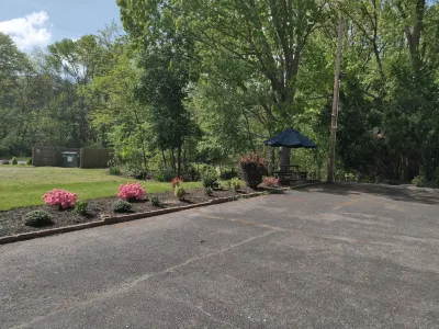 ヒル トップ モーテル ウィルミントン大学 - ジョイント・ベース・マクガイル＝ディックス＝レイクハースト周辺のホテル