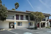 Mission Inn Hotels near Capitola beach