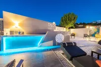 Talos Luxury Suites - Pools