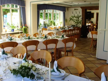 Gasthaus Zum Lindenwirt Отели в г. Гутсбецирк Райнхардсвальд