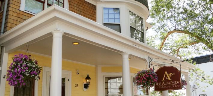 Almondy Inn Hoteles en Newport