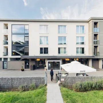 harry's home Linz-Urfahr hotel & apartments Hotels near Franckviertel