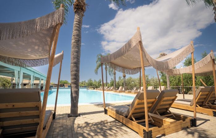 Zoe Seaside Resort