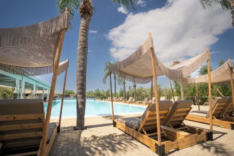 Zoe Seaside Resort