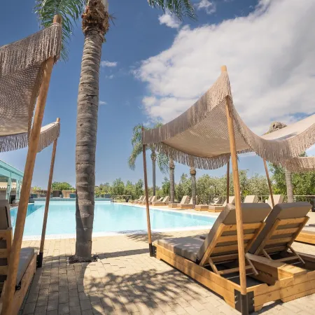 Zoe Seaside Resort