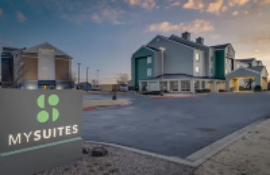 มายสวีทส์ ลอว์ตัน