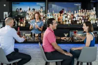 DoubleTree by Hilton Golf Resort Palm Springs - bar