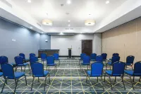 Holiday Inn & Suites Waco Northwest