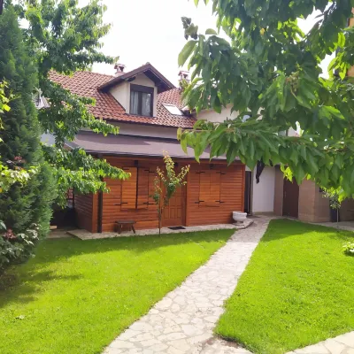 Rooms Green Set Hotels near Rakovica