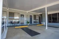Acacia Motor Inn Hotels in Bundaberg West