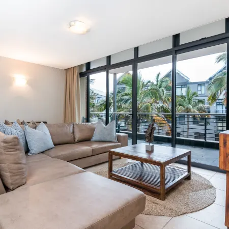 Point Waterfront Apartments