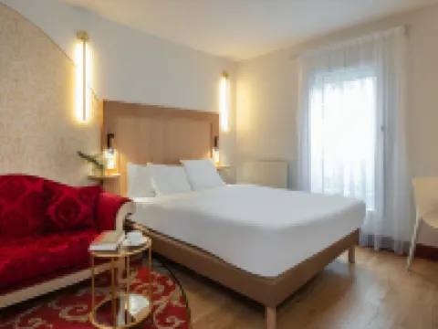 L'Orangerie du Château des Reynats Hotels in Dordogne