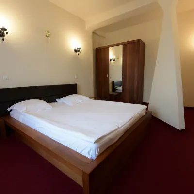 Hotel Imperial Hotels near Scuar Lotusului
