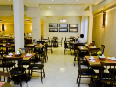 Altadomo Hotel Hotels in Santa Maria