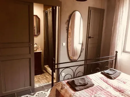 Chez les Amis Отели в г. Отиньяк