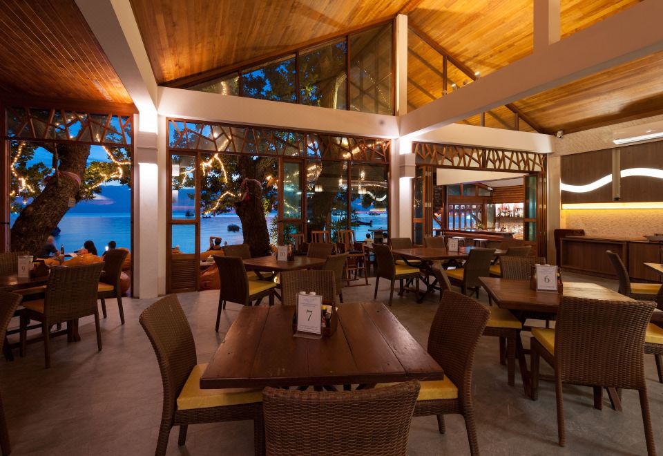 4. 사이리 후트 리..