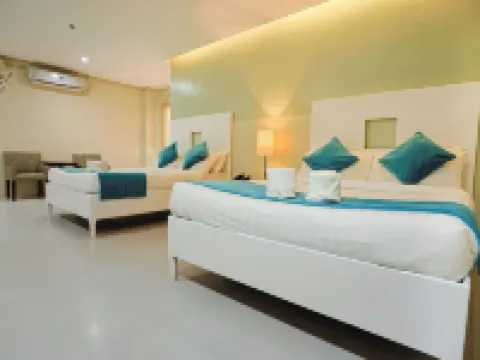 Holiday Suites Business District (Empire Suites Hotel) Hotels in Palawan
