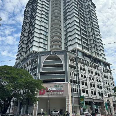 Cahaya Qaira Homestay @ d'Perdana Kota Bharu Отели рядом с достопримечательностью «Военный музей»