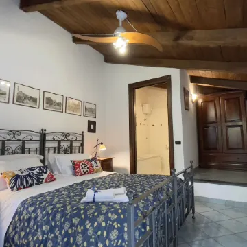 Agriturismo la Casa Del Ghiro Отели в г. Пимонте
