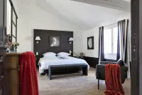 Les Jardins de La Livrée Hotels in Villeneuve-lès-Avignon