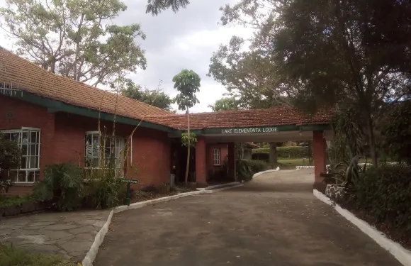 蘭花楹湖艾麗門泰塔旅館