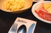 Radisson Alphaville - servizio colazione