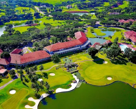 ザ スイーツ アット マウント マララヤット リパのホテル