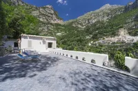 Villa Carrino Twin