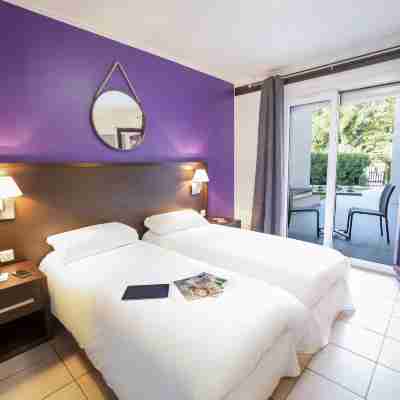 Les Pins Blancs en Provence Rooms