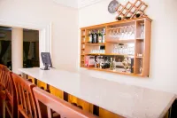 Eden Vale Hotel - bar