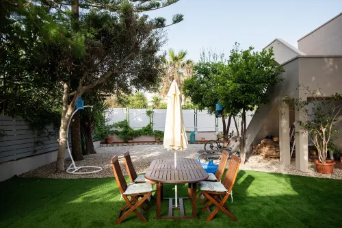 Domus Aqua Hotels in Daratso