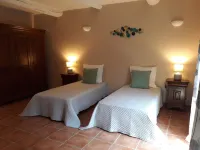 Le Mas des Vergers Hotels in Salon-de-Provence