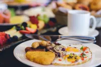Holiday Inn KUWAIT SALMIYA by IHG - Breakfast