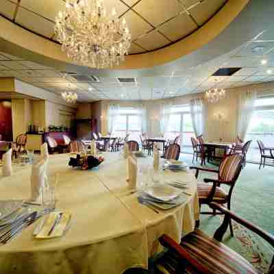 Sky Business Hotel Dining/Meeting Rooms
