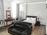 Jeruton Hotel Hotels near Jerudong Park Playground