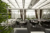 Flowers Hotel