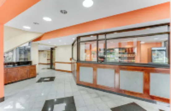 Red Carpet Inn & Suites Northeast Philadelphia