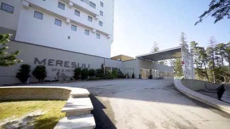 Meresuu Spa & Hotel Отели в г. Нарва
