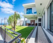 Enxurros House