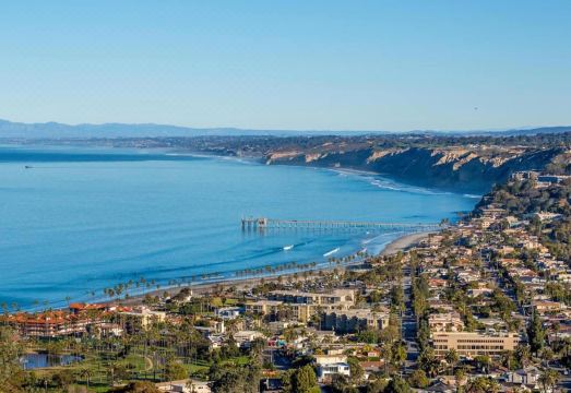 라 졸라 리비에라 인 수영장