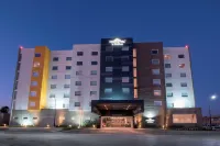 Microtel Inn & Suites by Wyndham San Luis Potosi Hotels in San Luis Potosi
