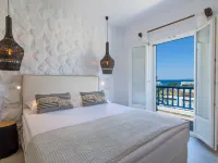 Dolphin Kastraki Studios Hotels near Agiassos Beach