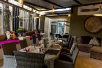 Village Boutique Hotel - sarapan