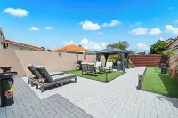 Solito 52 Hotels near Beth Israel Conservative Synagogue