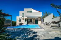 Vila Dana & Thalia - Private Pool - Villas