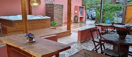 Pousada Oceano e Mar Отели рядом с достопримечательностью «Ilhabela»