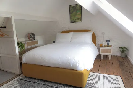 Stunning 2Bd in the Heart of Malmesbury!