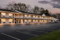Days Inn by Wyndham Whitmore Lake Hotels in Brighton