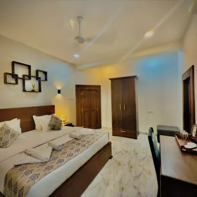Aloe Transit Hotel Hotels near Fair max international